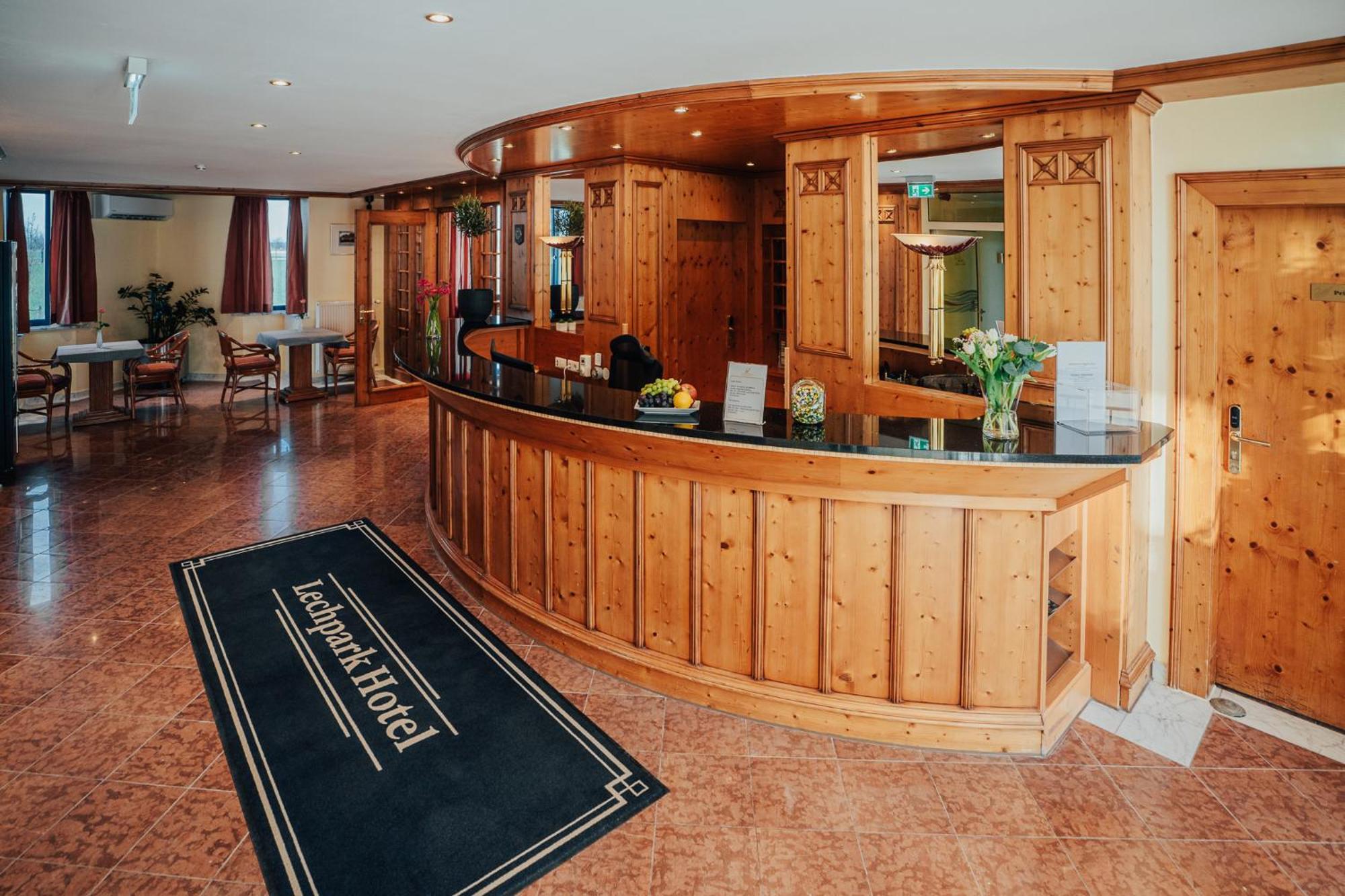 Lechpark Hotel Untermeitingen Εξωτερικό φωτογραφία